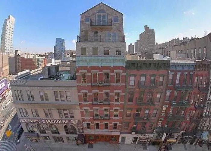 Blue Moon 4* 博德鲁姆