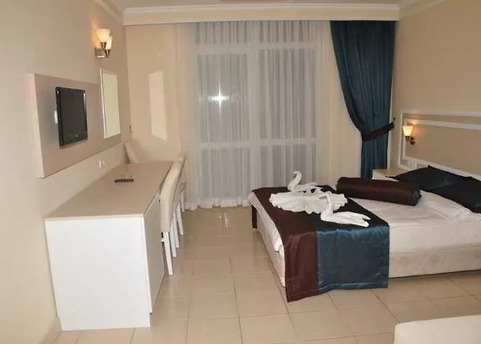 Hotell Blue Moon 4*